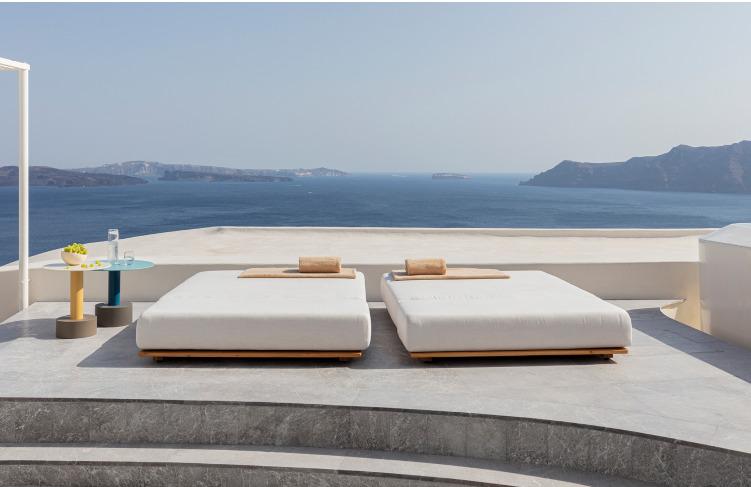 Santorini Luxury Escape